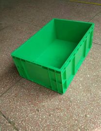 Πράσινα Stackable πλαστικά εμπορευματοκιβώτια αποθήκευσης πολυαιθυλενίου της Virgin 600*400*230mm τυποποιημένος μεταφορέας μεγέθους και ταξινομώντας σύστημα